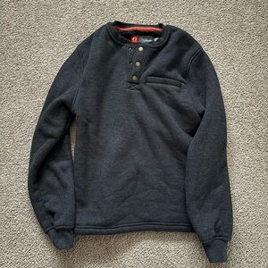 The American Outdoorsman Men’s Fleece Sweater